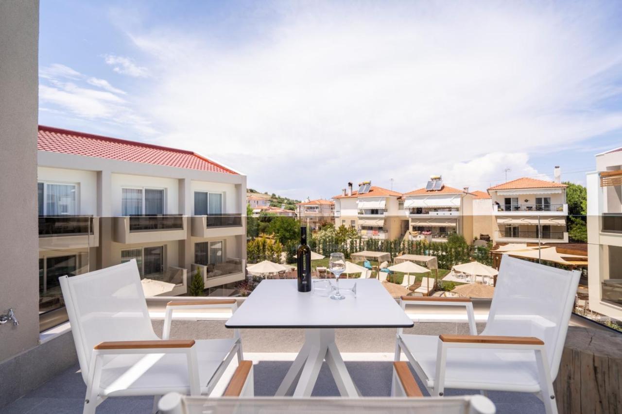 Mirablue Luxury Residences (Adults Only) Pefkochori Bagian luar foto