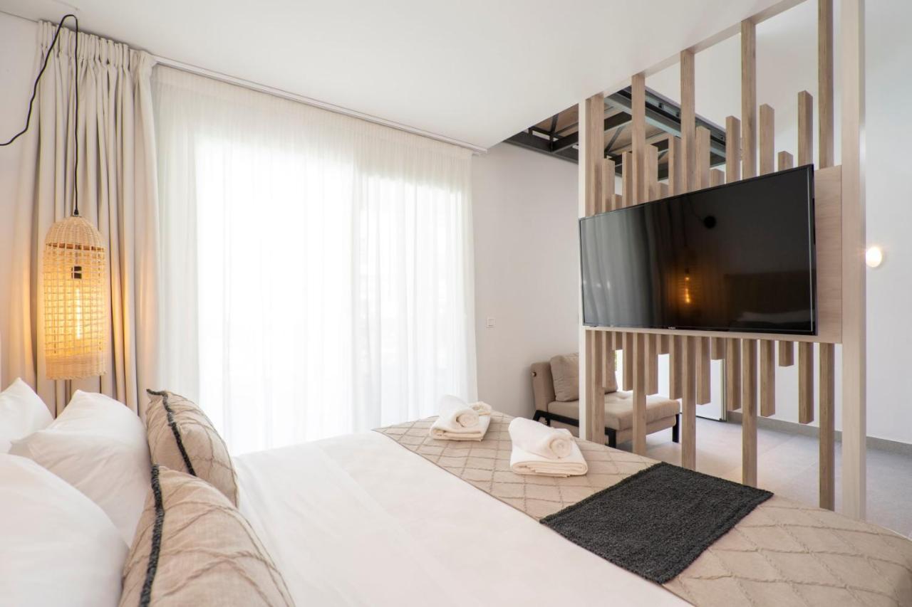 Mirablue Luxury Residences (Adults Only) Pefkochori Bagian luar foto