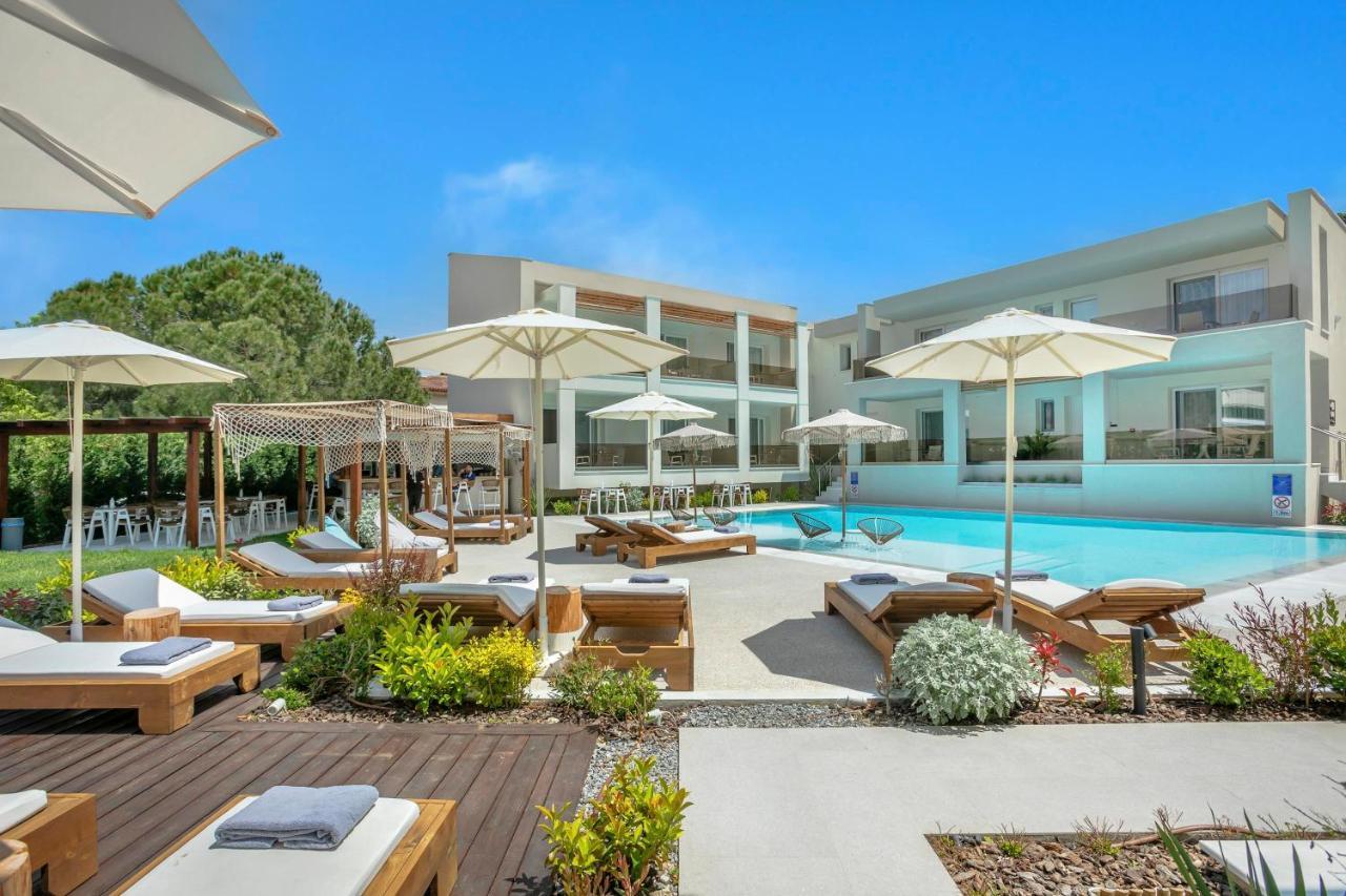 Mirablue Luxury Residences (Adults Only) Pefkochori Bagian luar foto