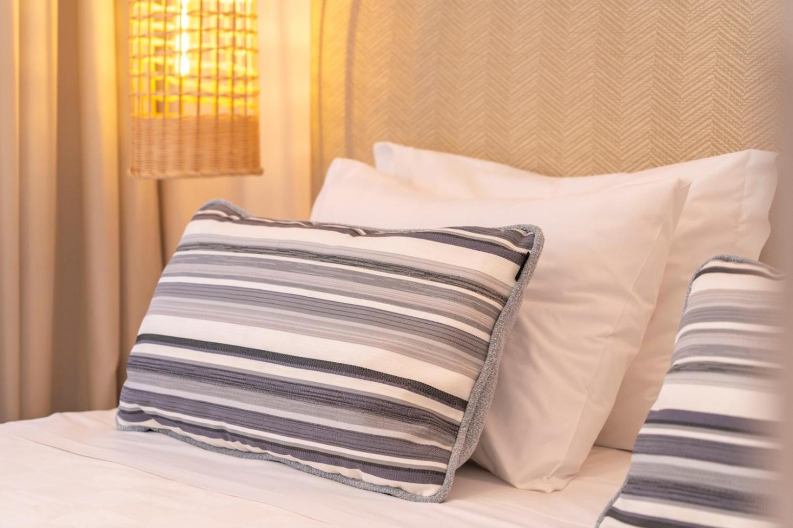 Mirablue Luxury Residences (Adults Only) Pefkochori Bagian luar foto